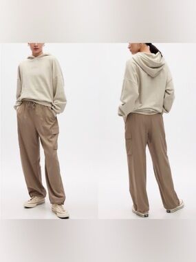 GAP Fit RUNAROUND PARACHUTE pants; BROWN-TAUPE; size LARGE; loose fit; cargo